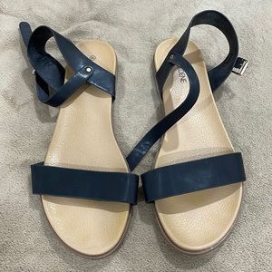 Ardene black/nude sandals - size 10